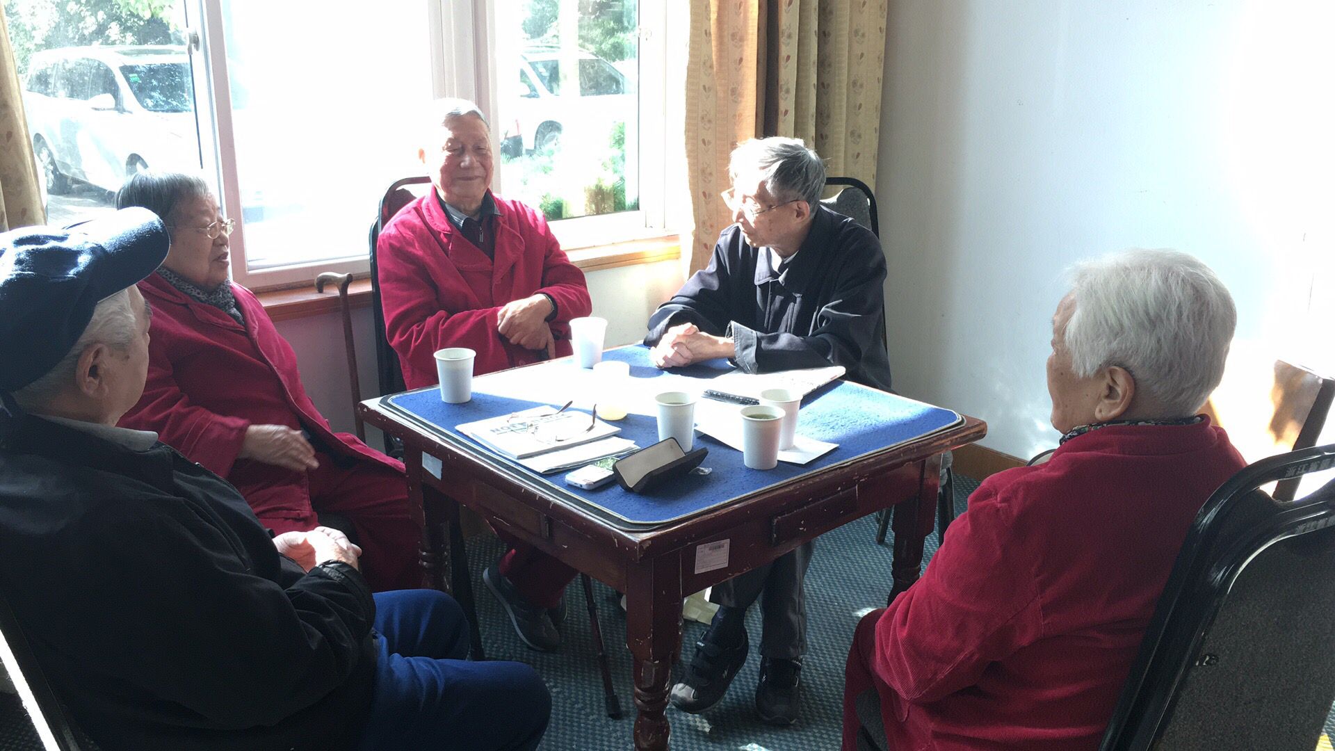 集團公司離休支部認真學習“十九大”精神