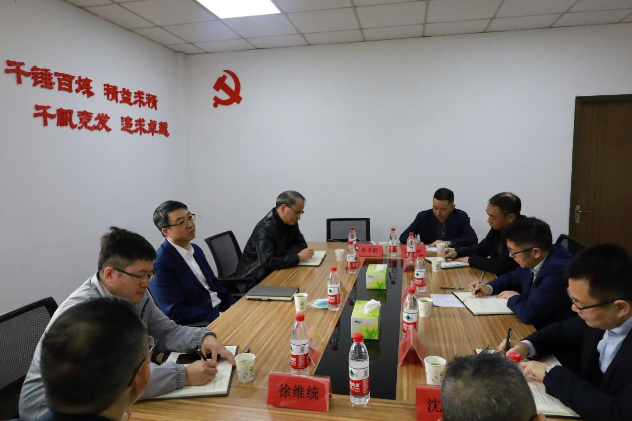 吳敏赴商業公司調研指導